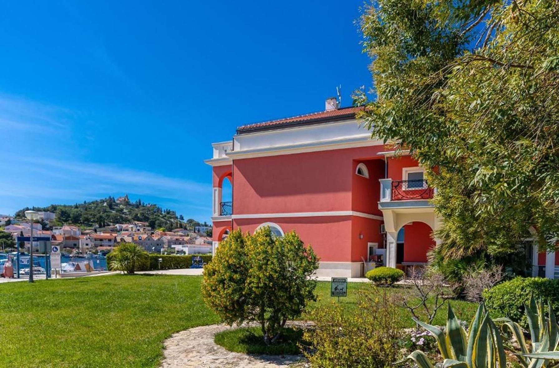 Villa Arcadium Tribalj Exteriör bild